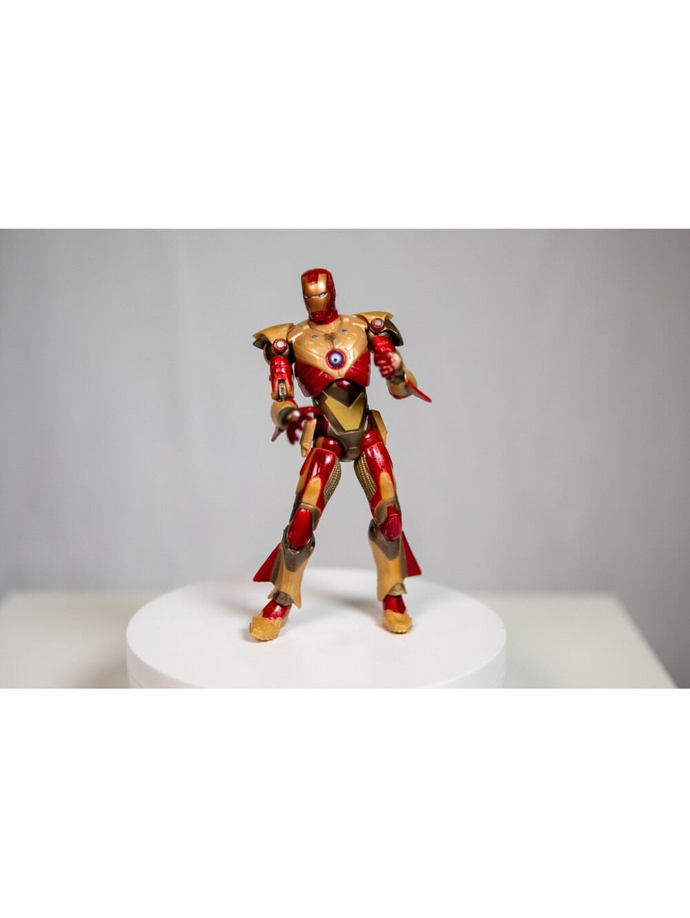 Marvel Legends Iron Man 2 Concept Series Sandstorm Armor Action Figure Hasbro
